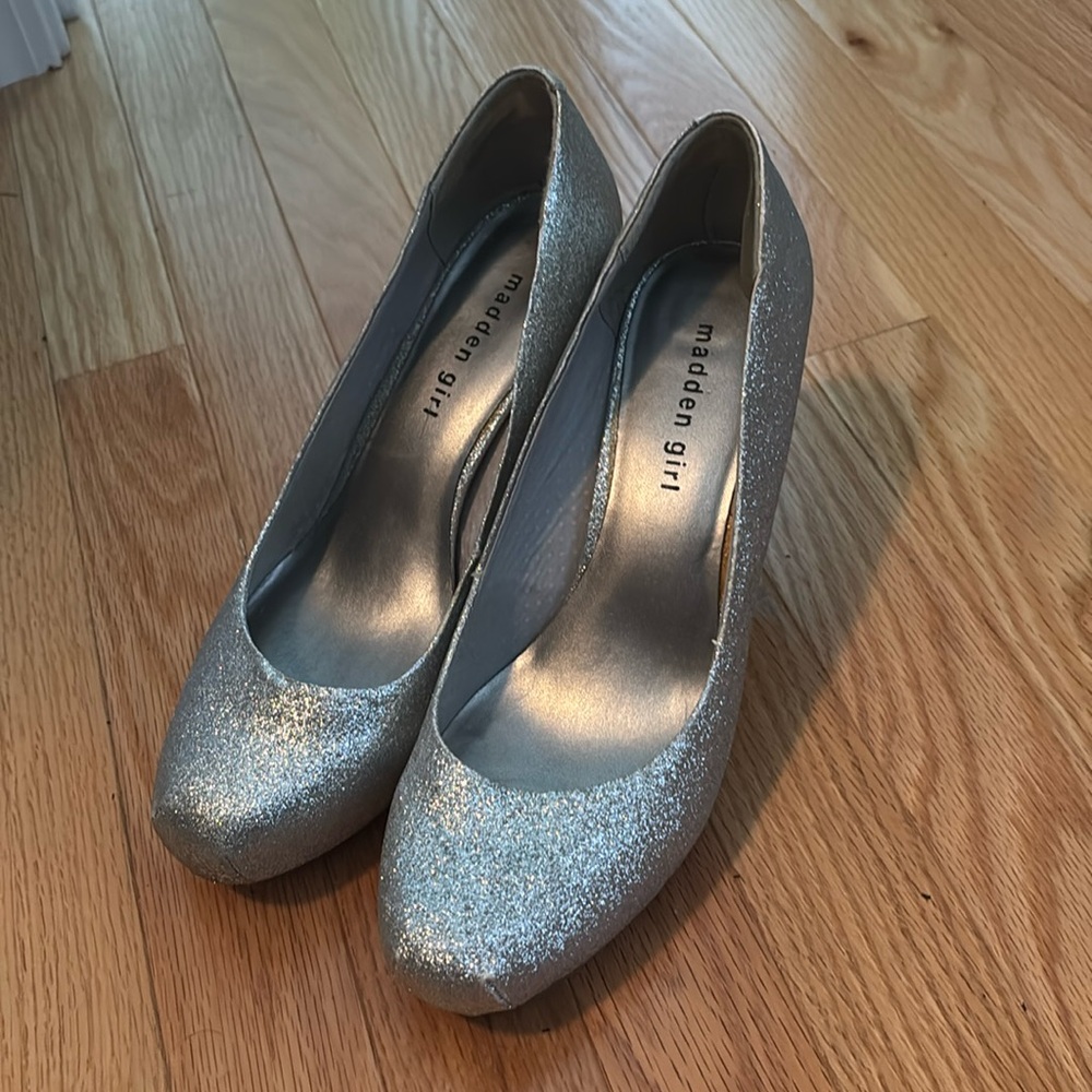 Madden Girl silver glitter platform heels size 9